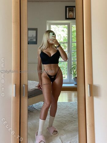 Full leaked Loenihadi private onlyfans photo