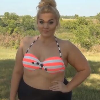Full leaked Loey lane private onlyfans photo