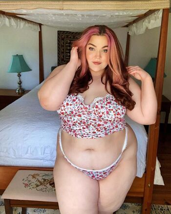 Full leaked Loey lane private onlyfans photo