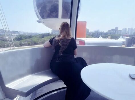 Full leaked Loiraggkzal private onlyfans photo