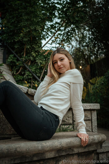 lola.elfie