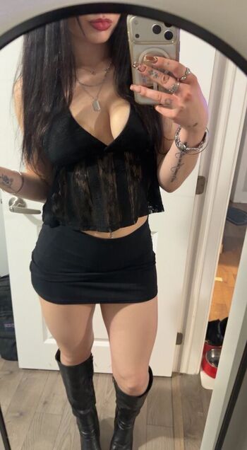 Full leaked Lola p private onlyfans photo
