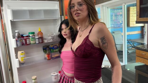 Full leaked Lola valentine private onlyfans photo