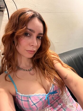 Full leaked Satinstars/ private onlyfans photo