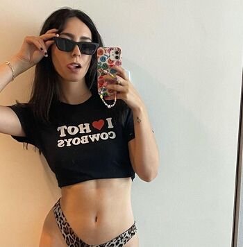 Full leaked Mikayla demaiter / private onlyfans photo