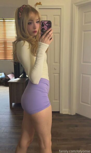 Full leaked Lolyomie page private onlyfans photo