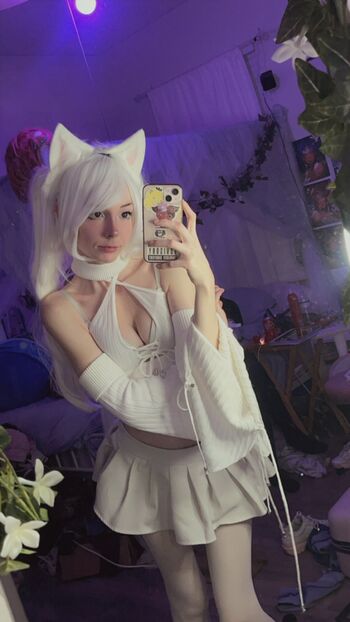 Full leaked Lolyomie private onlyfans photo