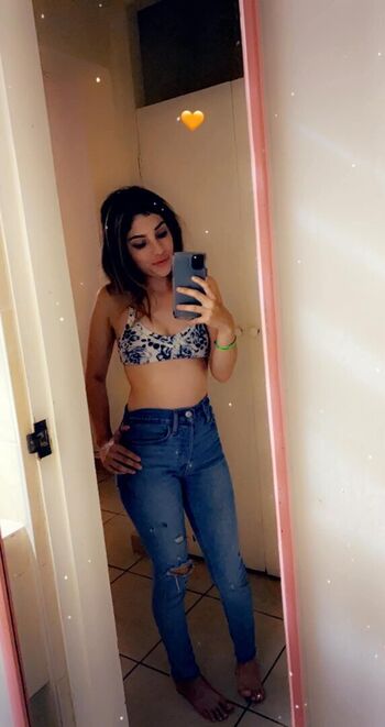 Full leaked Loovee seeniaa private onlyfans photo