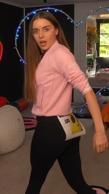 Full leaked Loserfruit private onlyfans photo