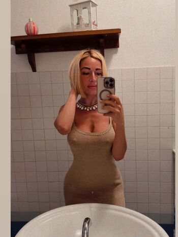 Full leaked Lottie gio private onlyfans photo