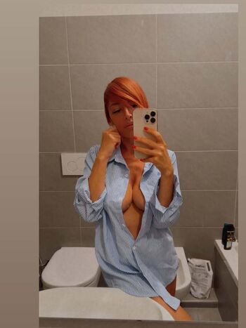 Full leaked Lottielouxo private onlyfans photo