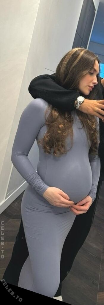 Full leaked Louisa jindaoui page private onlyfans photo