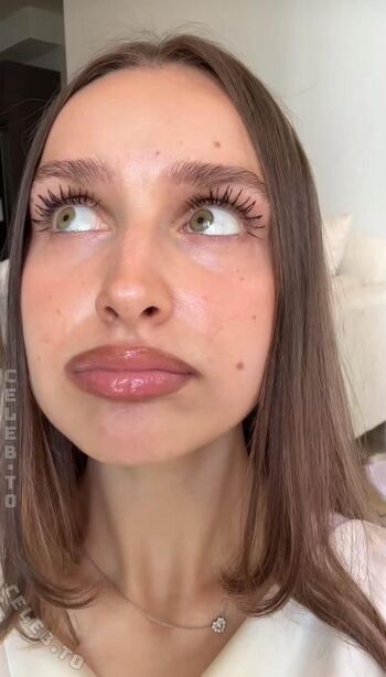 Full leaked Louisa jindaoui private onlyfans photo