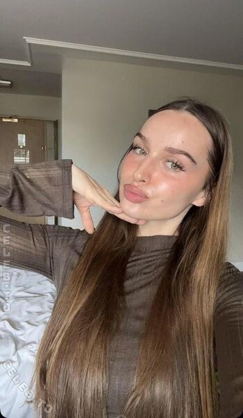 Full leaked Louisa jindaoui private onlyfans photo