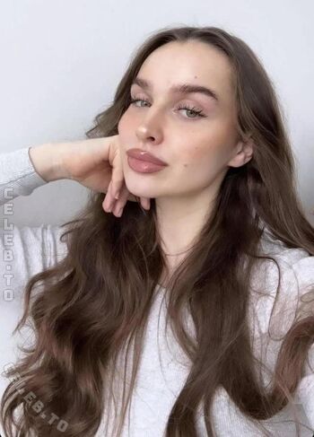 Full leaked Louisa jindaoui private onlyfans photo