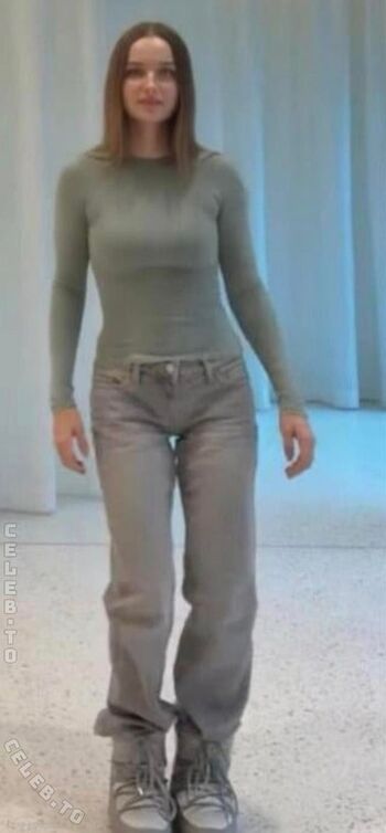Full leaked Louisa jindaoui private onlyfans photo