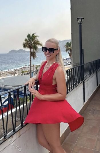 Full leaked Louisa paskert private onlyfans photo