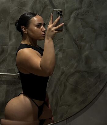 Full leaked Louise whyte private onlyfans photo
