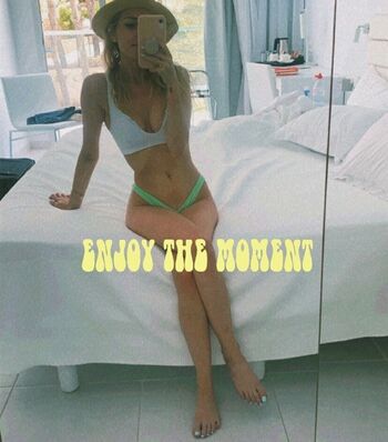 Full leaked Louisette private onlyfans photo