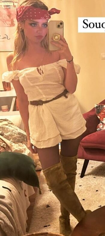 Full leaked Louisette private onlyfans photo