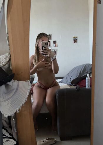 Full leaked Louna renault private onlyfans photo
