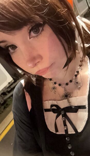 Full leaked Loupeticha private onlyfans photo