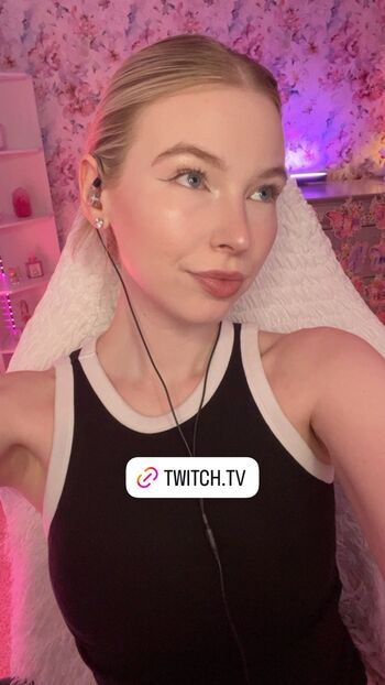 Full leaked Loveabilities private onlyfans photo