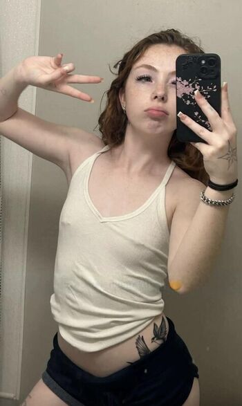 Full leaked Lovecalixo private onlyfans photo
