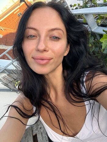 Full leaked Lovelyjill private onlyfans photo