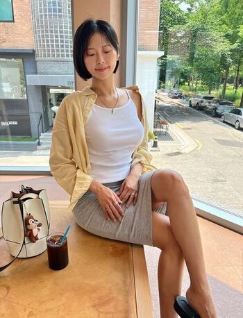 Full leaked Lovelyjoohee page private onlyfans photo