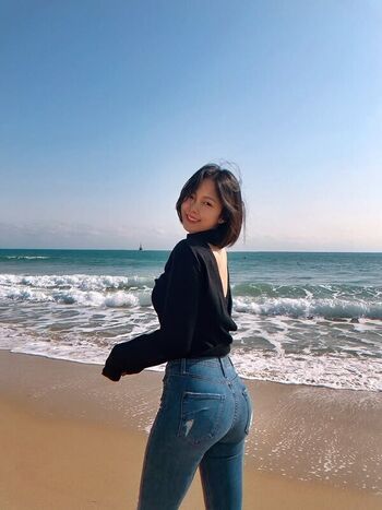 Full leaked Lovelyjoohee page private onlyfans photo