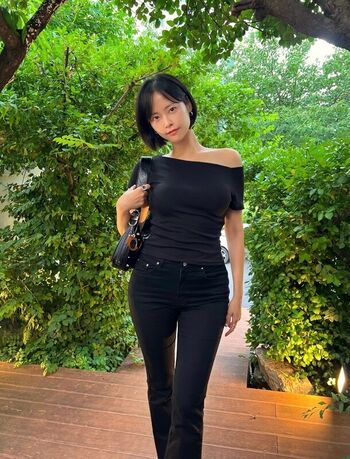 Full leaked Lovelyjoohee page private onlyfans photo