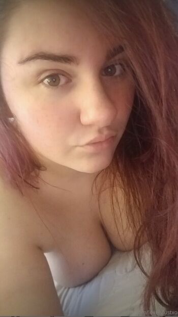 Full leaked Lovelylustxo private onlyfans photo