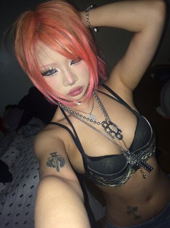 Full leaked Lovemeize private onlyfans photo