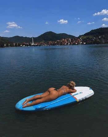 Full leaked Loznica private onlyfans photo