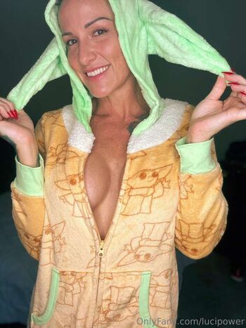 Lindsey luxe/ leaked photo video viral