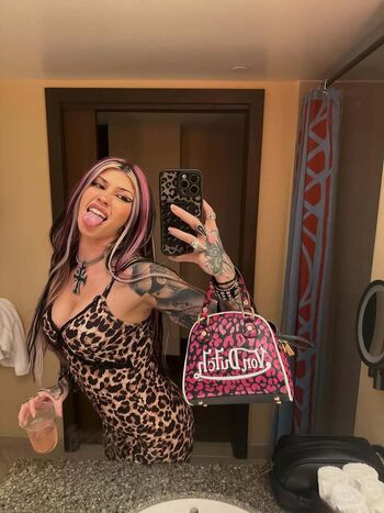 Full leaked Numi zarah/ private onlyfans photo