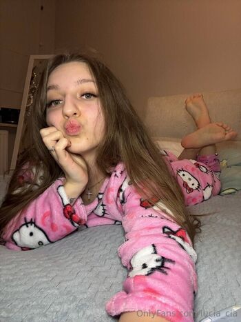 Full leaked Lucia cia private onlyfans photo