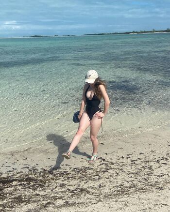Full leaked Lucky lillian page private onlyfans photo