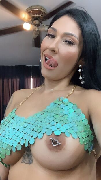 Full leaked Lucrativa private onlyfans photo