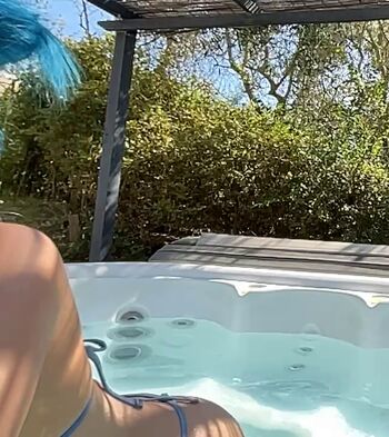 Full leaked Lucrelisa page private onlyfans photo