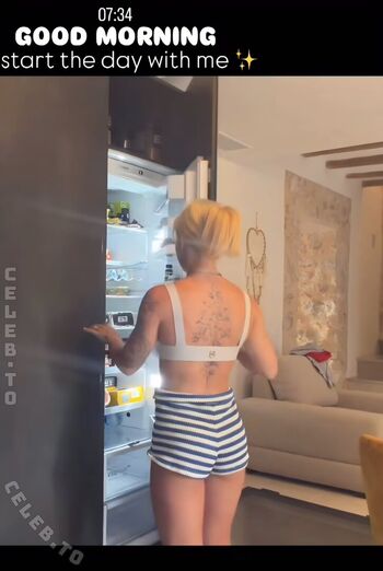 Full leaked Lucy fischer private onlyfans photo