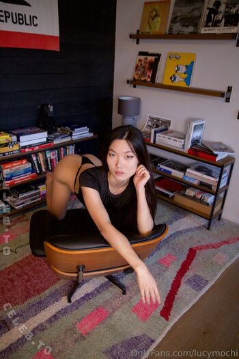 Full leaked Lucy mochi  page private onlyfans photo