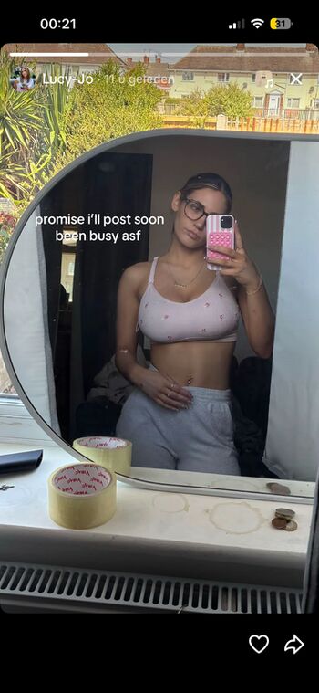 Full leaked Lucyy moss private onlyfans photo