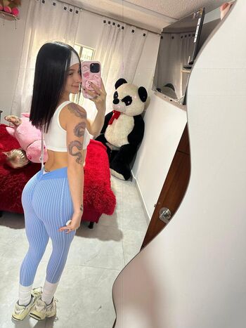 Full leaked Lucyy tayy private onlyfans photo