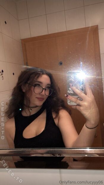 Full leaked Lucyyy private onlyfans photo
