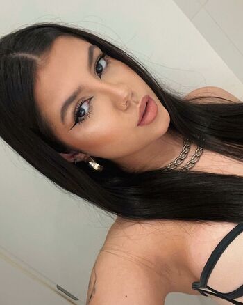 Full leaked Luiza parente page private onlyfans photo