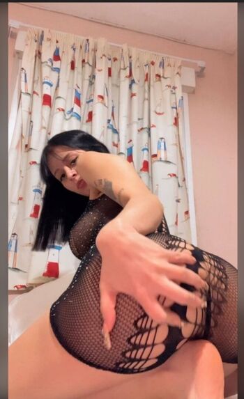 Full leaked Lukitasolorzano private onlyfans photo