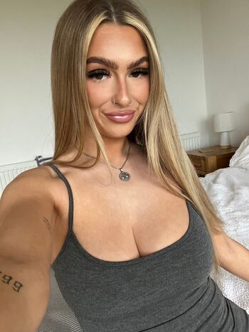 Full leaked Lulasmoothie page private onlyfans photo