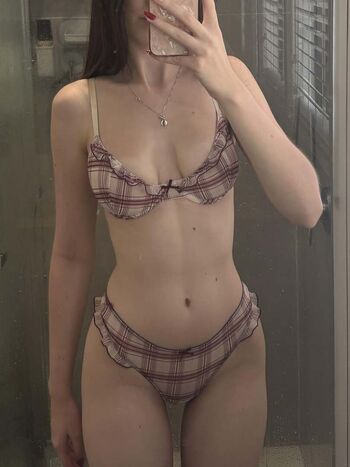Full leaked Lunahart private onlyfans photo